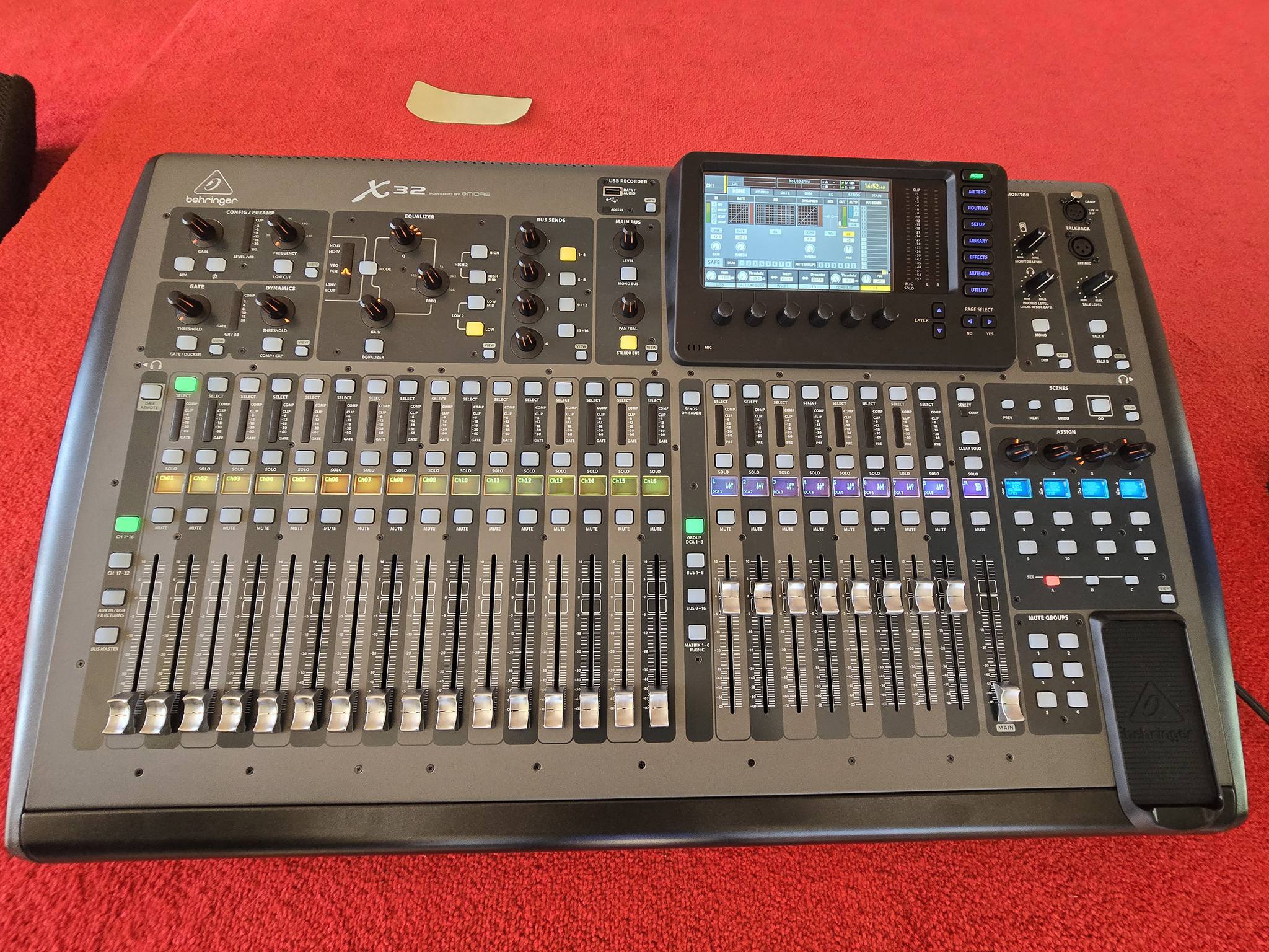 🎚️ Behringer X32 Digital Mixer - Image 3